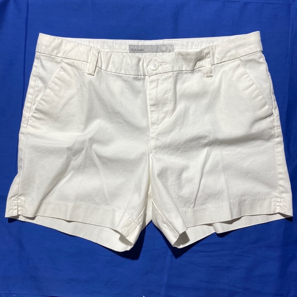 COPY - Old Navy White Mid Rise Flat Front Shorts. Size 10. Inseam 5 inches. - Picture 1 of 7